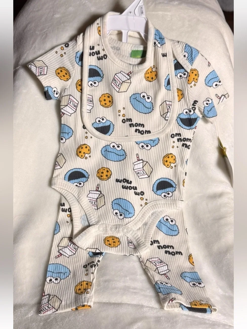 Sesame Street Cookie Monster 3 Piece Infant Set NO HANGER